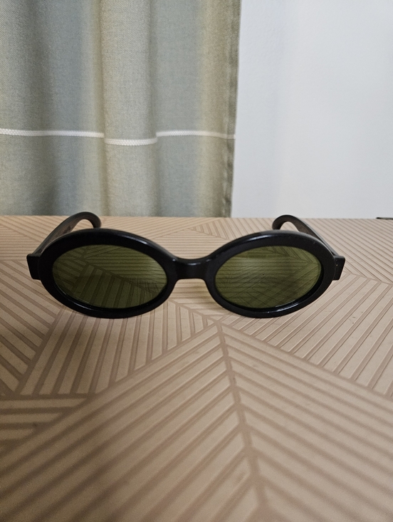 Polaroid Black Frame Sunglasses with Green Lenses main image 8